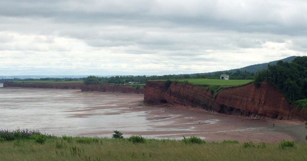 Blomidon Beach